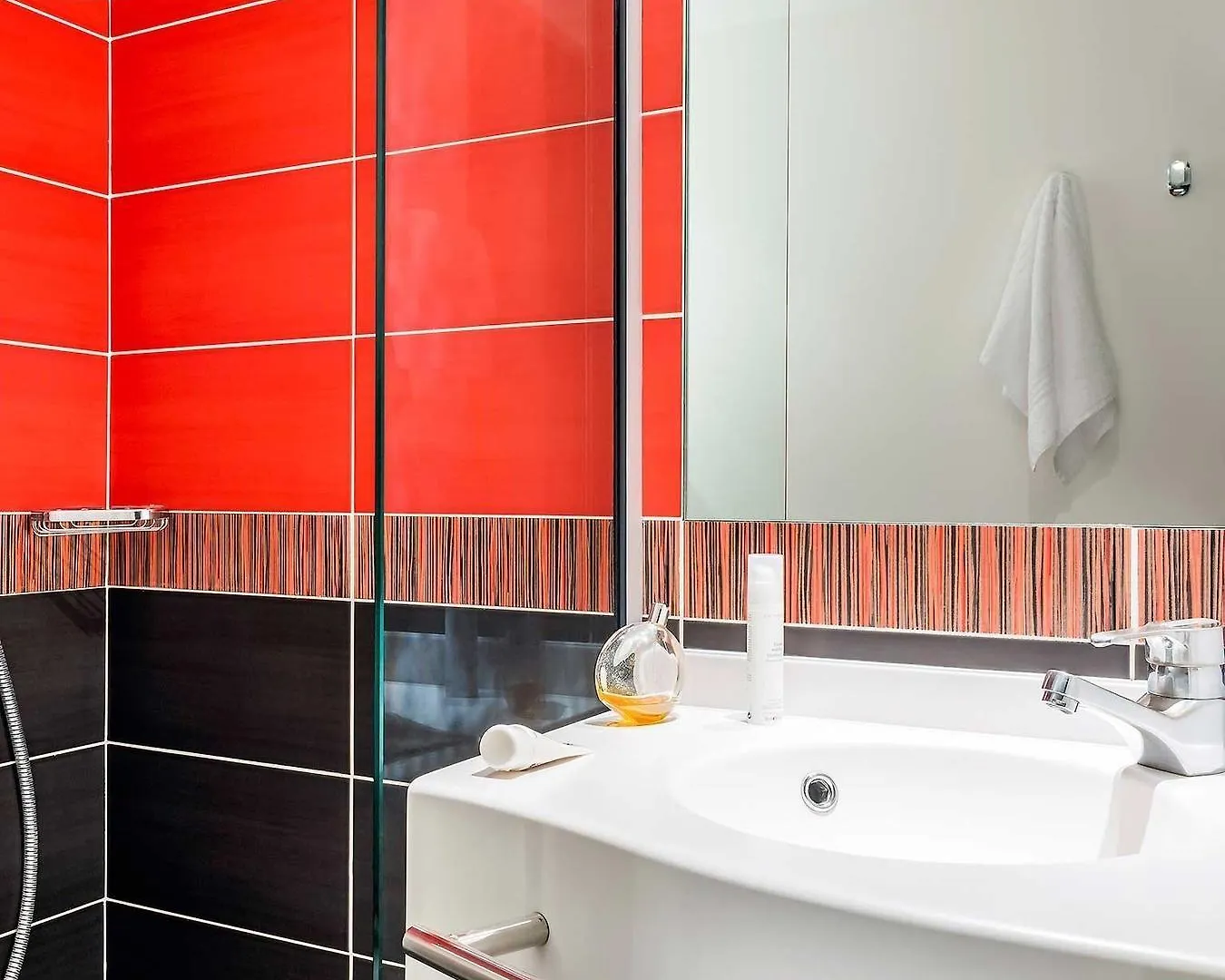 Le Quartier Republique-le-marais Hotel